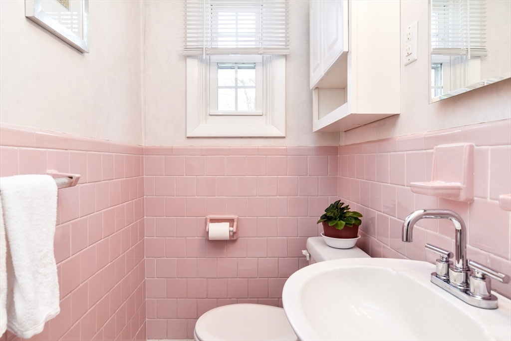 13 Normal Hill Road Framingham, MA 01702 - Photo 15 of 28