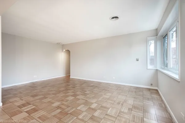 $159,000 | 7210 Oak Avenue, Unit 4SW, River Forest, IL 60305