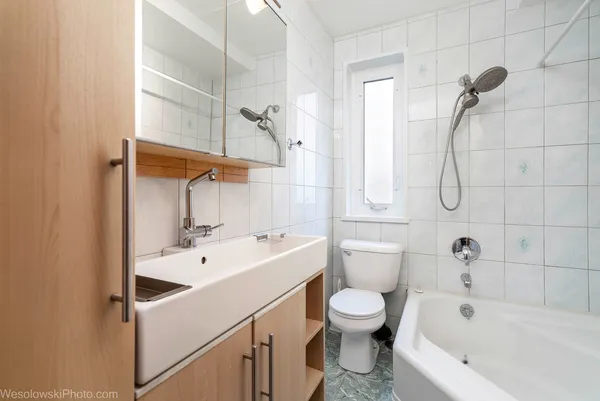 $159,000 | 7210 Oak Avenue, Unit 4SW, River Forest, IL 60305