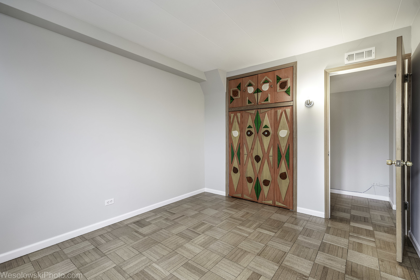 7210 Oak Avenue, Unit 4SW River Forest, IL 60305 - Photo 16 of 19 a view of an empty room