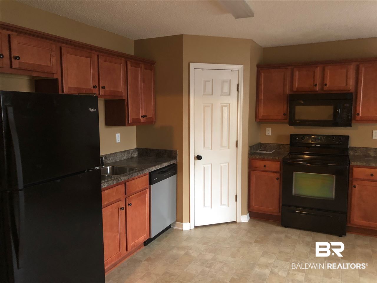 9153 Michigan Avenue Semmes, AL 36575 - Photo 4 of 20