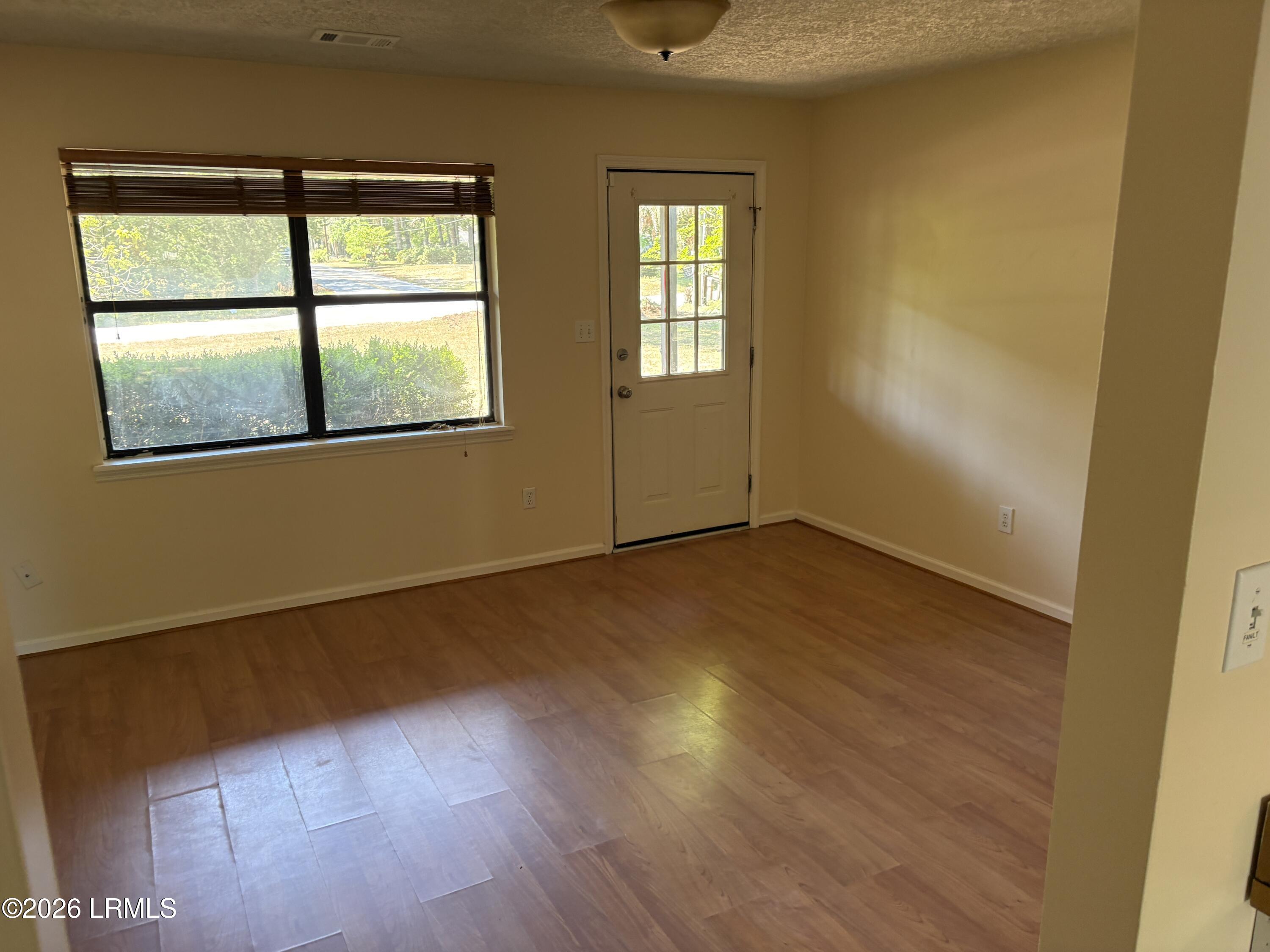 41 Shorts Landing Road Beaufort, SC 29907 - Photo 4 of 15 IMG_0431