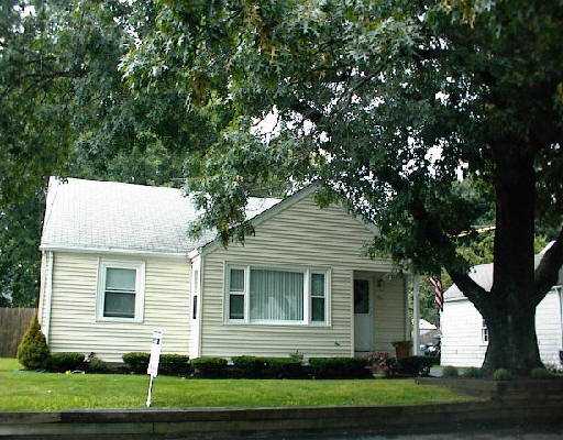 63 Delway Road Cranston, RI 02910 - Photo 1 of 1 Exterior Front.