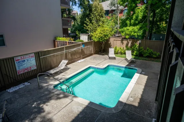 $850,000 | 101 2nd Street, Unit 2, Los Altos, CA 94022