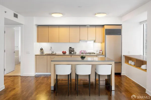 $725,000 | 301 Mission Street, Unit 7C, San Francisco, CA 94105