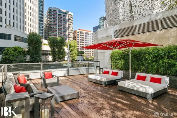 $725,000 | 301 Mission Street, Unit 7C, San Francisco, CA 94105