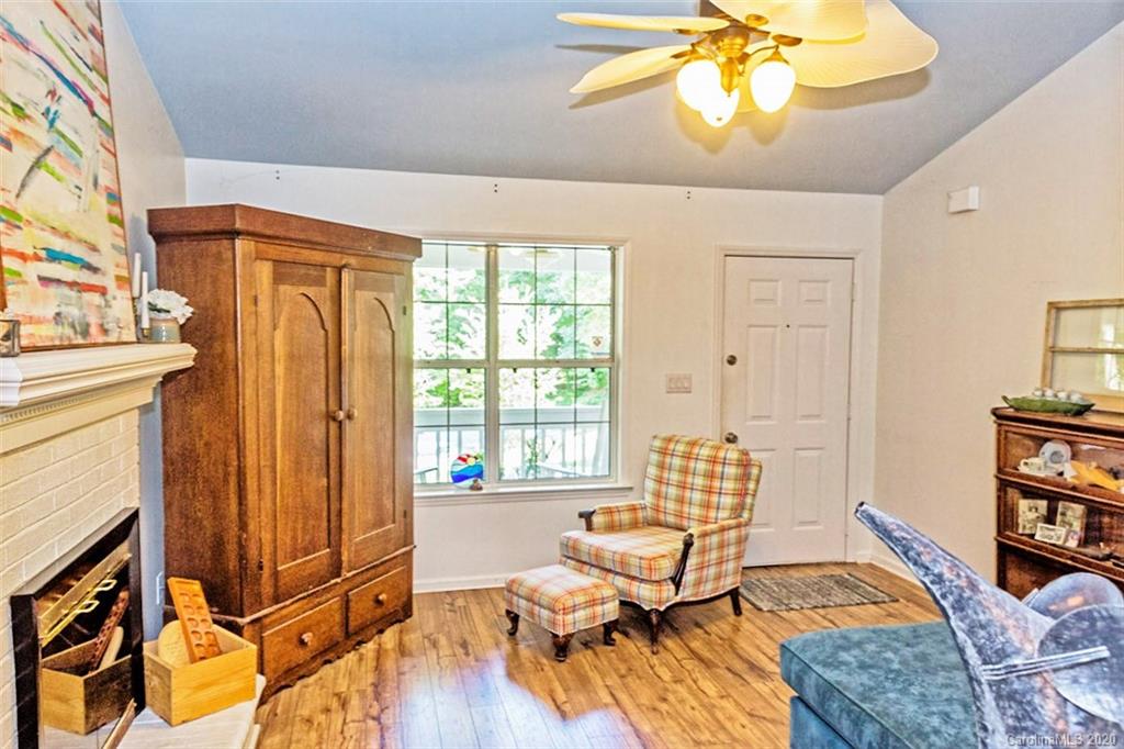 264 Bubbling Well Road Denver, NC 28037 - Photo 15 of 43 Gallery Image 15