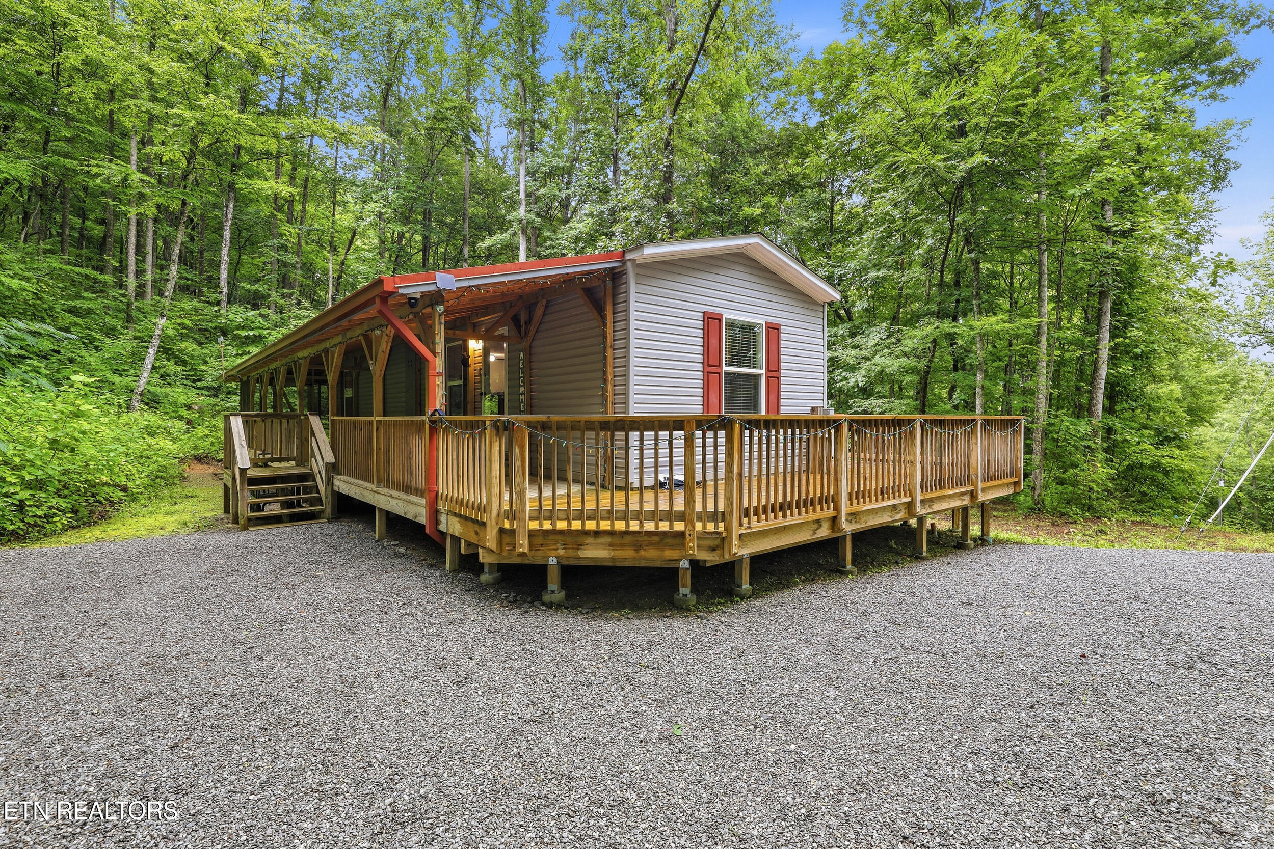 1007 Old Cades Cove Road Townsend, TN 37882 - Photo 36 of 42 004