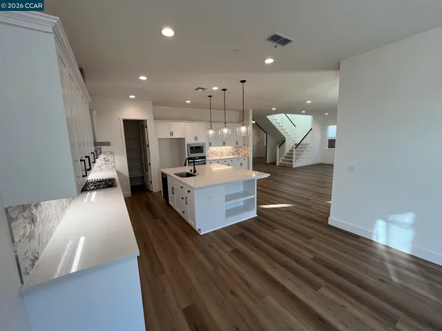 $999,000 | 16127 Purdy Court, Lathrop, CA 95330