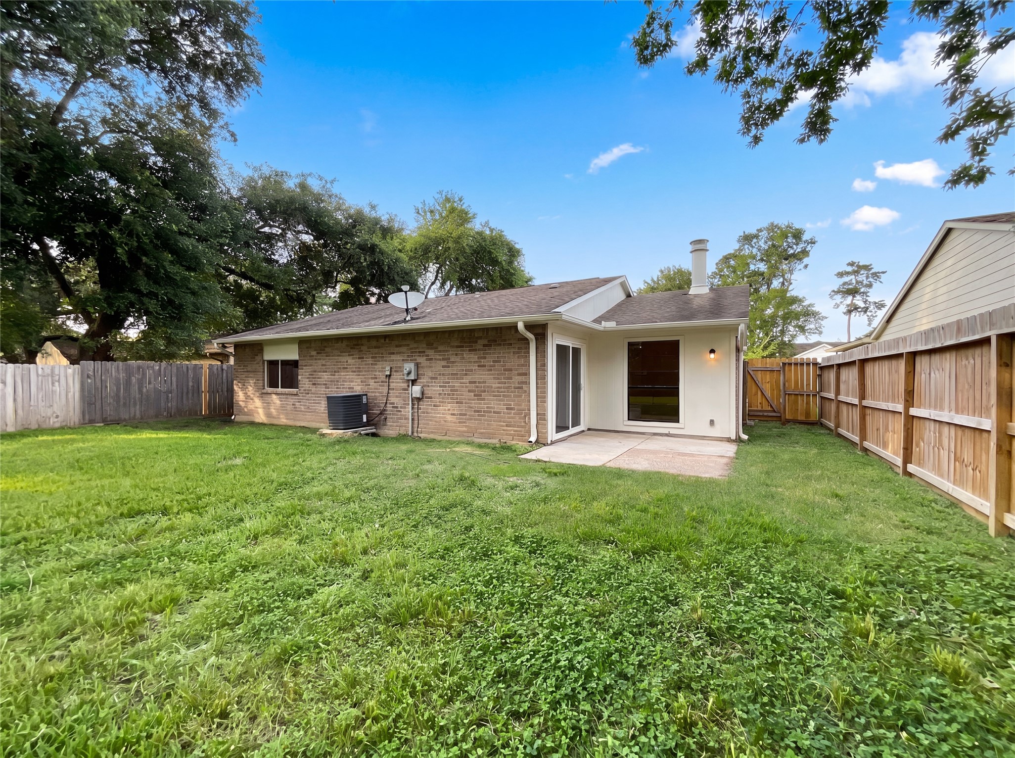 22831 Millgate Drive Spring, TX 77373 - Photo 5 of 16