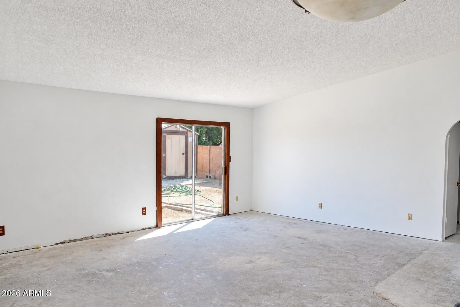 5233 West Mountain View Road Glendale, AZ 85302 - Photo 6 of 31 364fb121-d951-4372-b034-51f0a2b36978