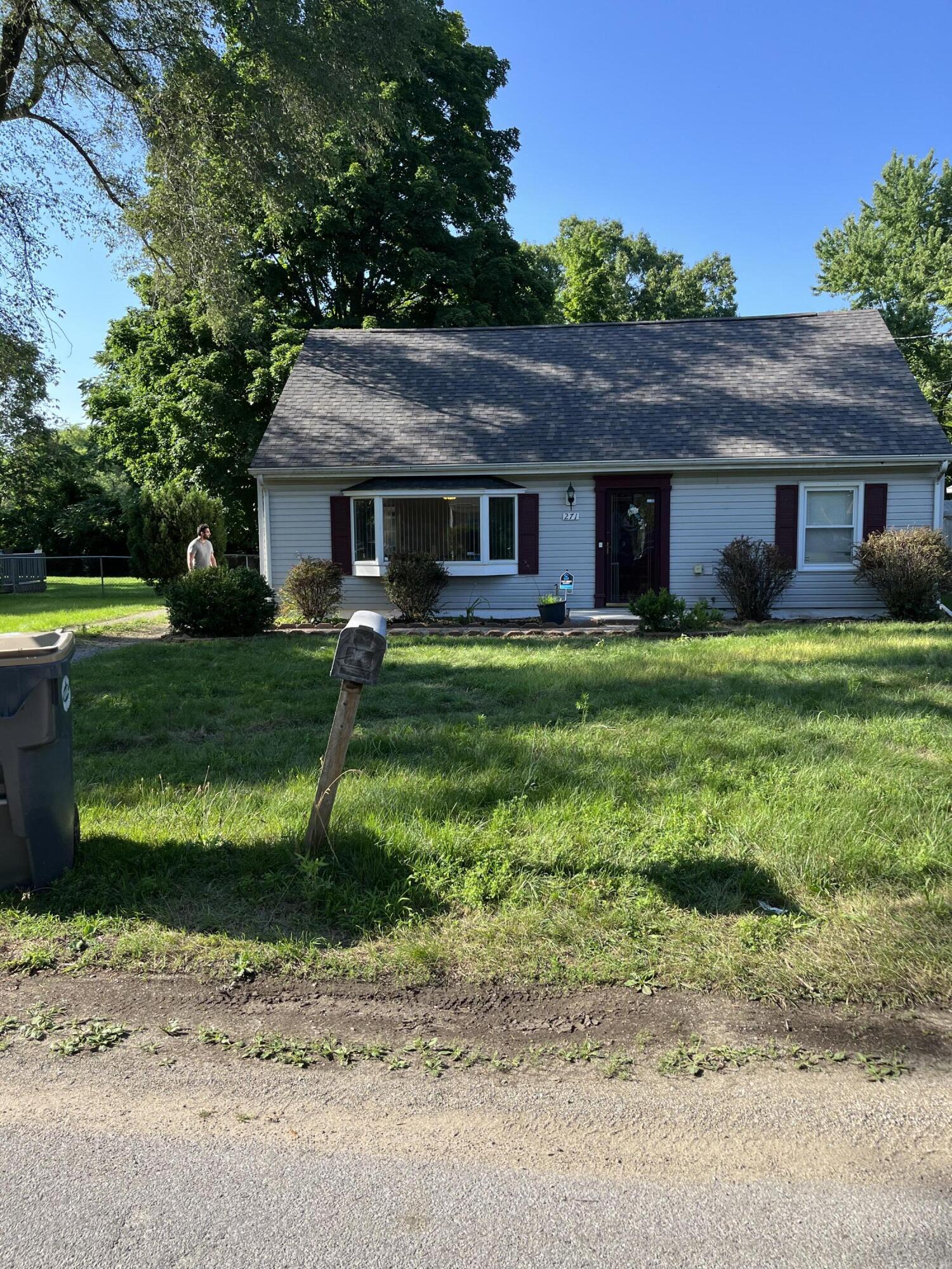 271 Elmside Road Benton Harbor, MI 49022 - Photo 25 of 34 FRONT