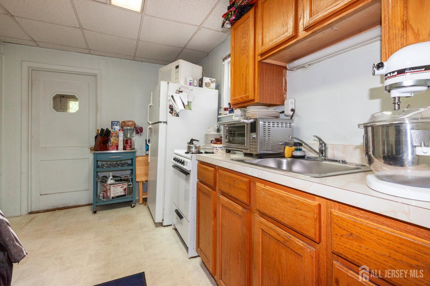 19 Sandfield Road Old Bridge, NJ 08857 - Photo 3 of 16