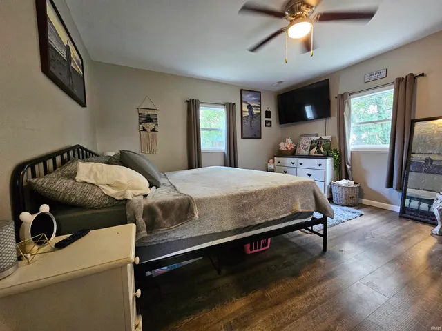 $265,000 | 100 South John Poindexter Street, Odon, IN 47562