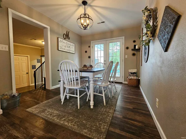 $265,000 | 100 South John Poindexter Street, Odon, IN 47562