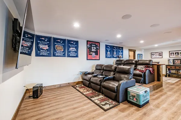 $3,395,000 | 148 Meadowbrook Lane, Naples, ME 04055