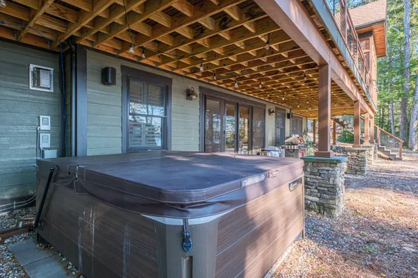$3,395,000 | 148 Meadowbrook Lane, Naples, ME 04055