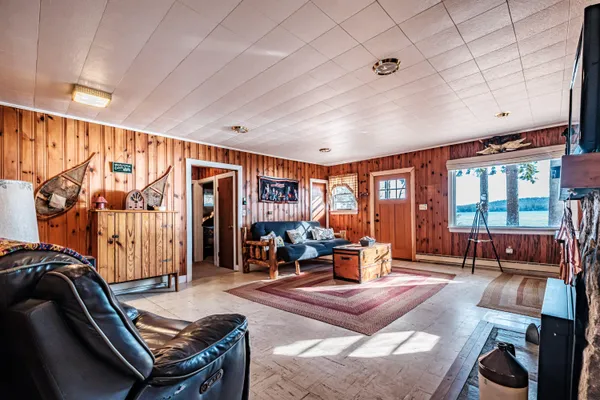 $3,395,000 | 148 Meadowbrook Lane, Naples, ME 04055