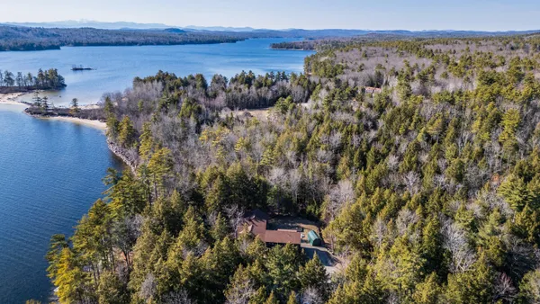 $3,395,000 | 148 Meadowbrook Lane, Naples, ME 04055