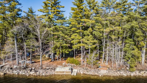$3,395,000 | 148 Meadowbrook Lane, Naples, ME 04055