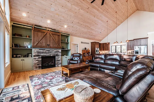 $3,395,000 | 148 Meadowbrook Lane, Naples, ME 04055