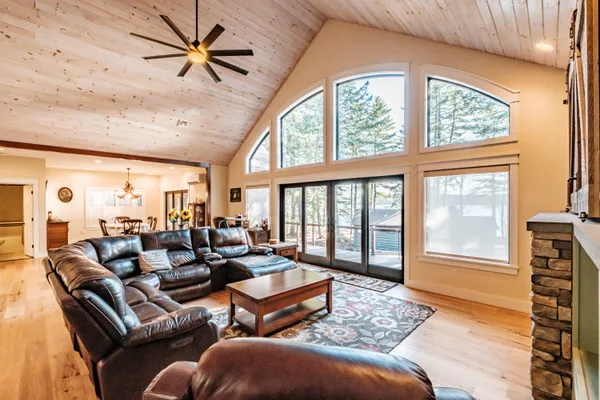 $3,395,000 | 148 Meadowbrook Lane, Naples, ME 04055