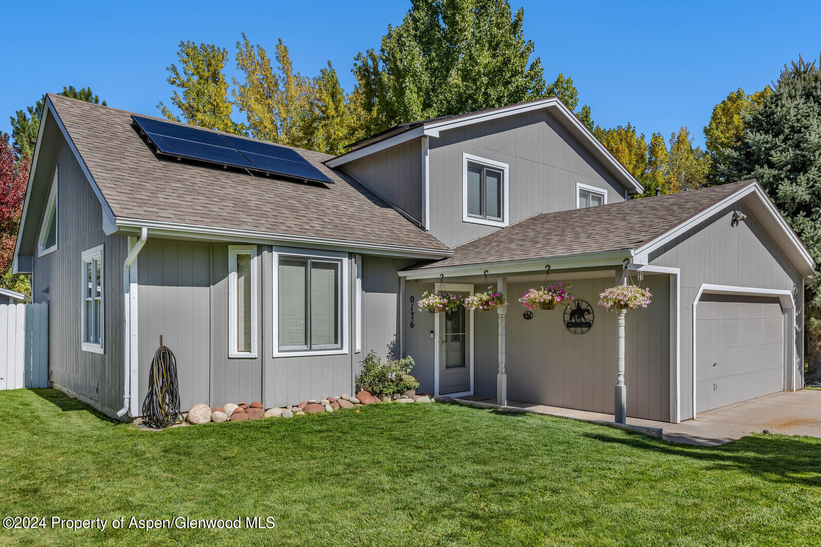176 Rabbit Road Carbondale, CO 81623 - Photo 4 of 29 a front view of a house with a yard
