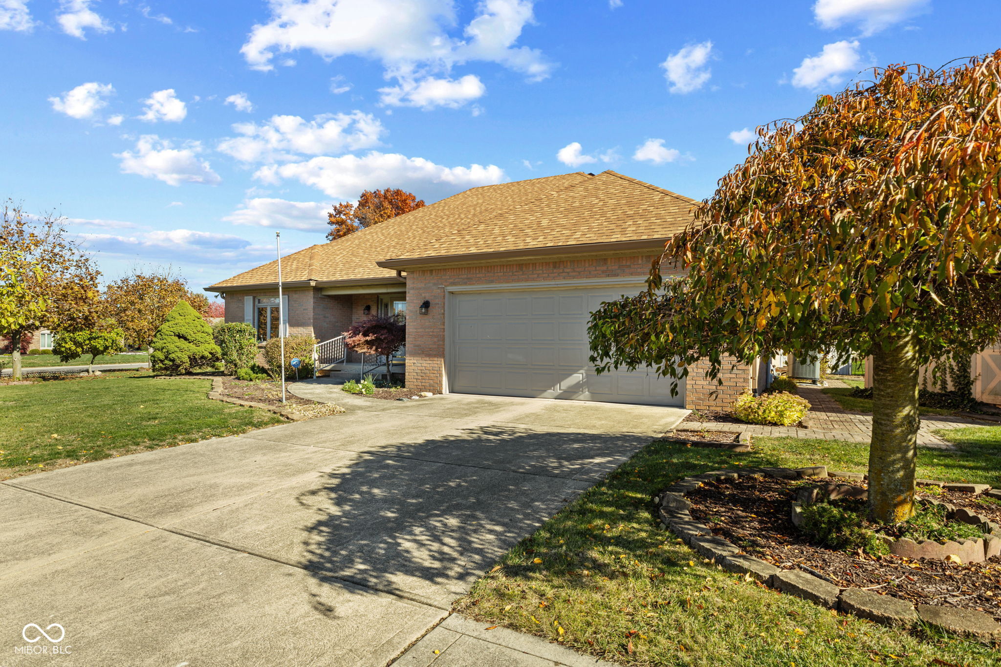 449 Estes Road Greenwood, IN 46142 - Photo 4 of 42 Gallery Image 4