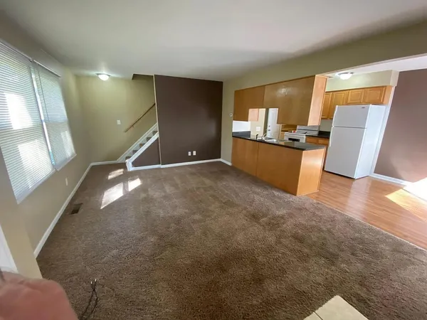 $799,900 | 260 West Unadilla Street, Pinckney, MI 48169