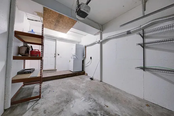 $799,900 | 260 West Unadilla Street, Pinckney, MI 48169