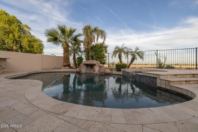 $529,499 | 28305 North Desert Native Street, San Tan Valley, AZ 85143