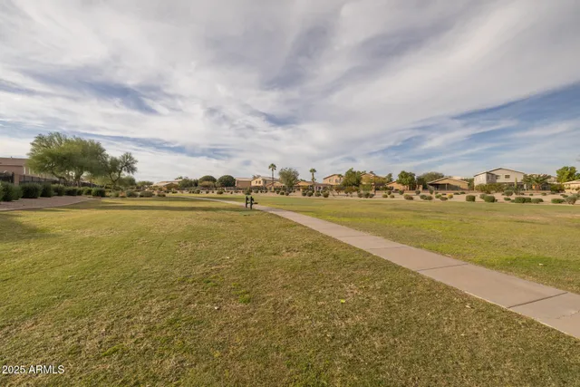 $538,900 | 28305 North Desert Native Street, San Tan Valley, AZ 85143