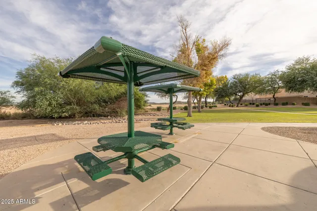 $538,900 | 28305 North Desert Native Street, San Tan Valley, AZ 85143