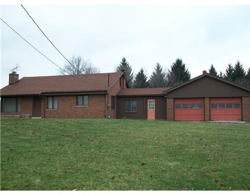 469 Game Farm Road New Castle, PA 16101 - Photo 1 of 16 Exterior Front.