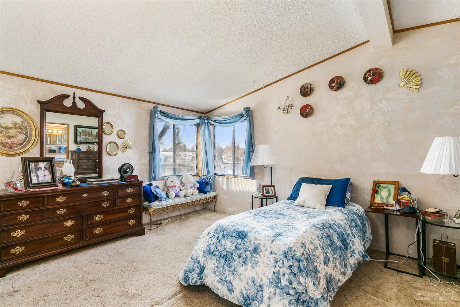 17910 Plainview Road Bend, OR 97703 - Photo 10 of 25 Additional Photo