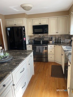 15 County Road North Branford, CT 06471 - Photo 19 of 33