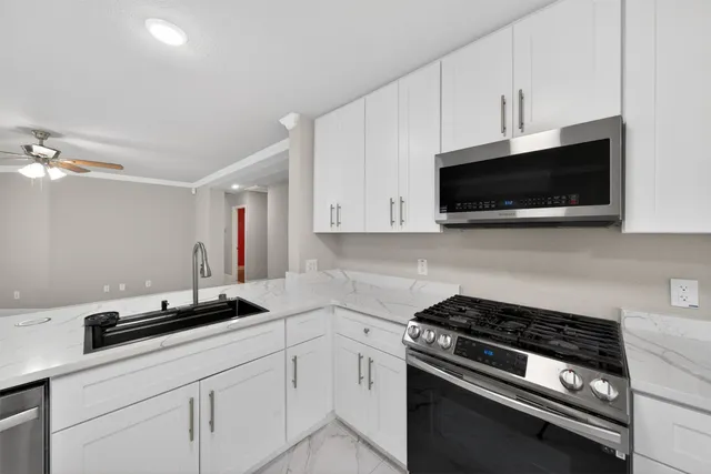 $214,900 | 18927 Remington Bend Drive, Houston, TX 77073