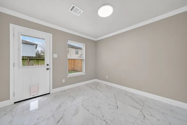 $214,900 | 18927 Remington Bend Drive, Houston, TX 77073