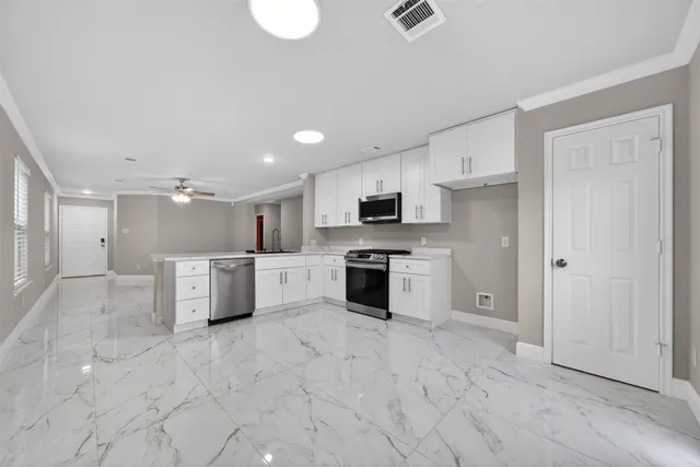 $214,900 | 18927 Remington Bend Drive, Houston, TX 77073