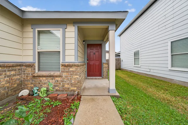 $214,900 | 18927 Remington Bend Drive, Houston, TX 77073