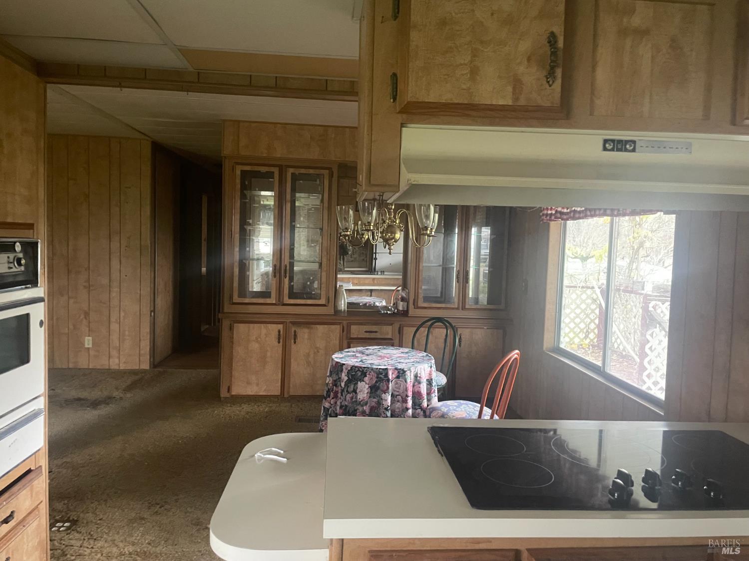 2865 Bell Hill Road Kelseyville, CA 95451 - Photo 5 of 43 Kitchen facing into dining area
