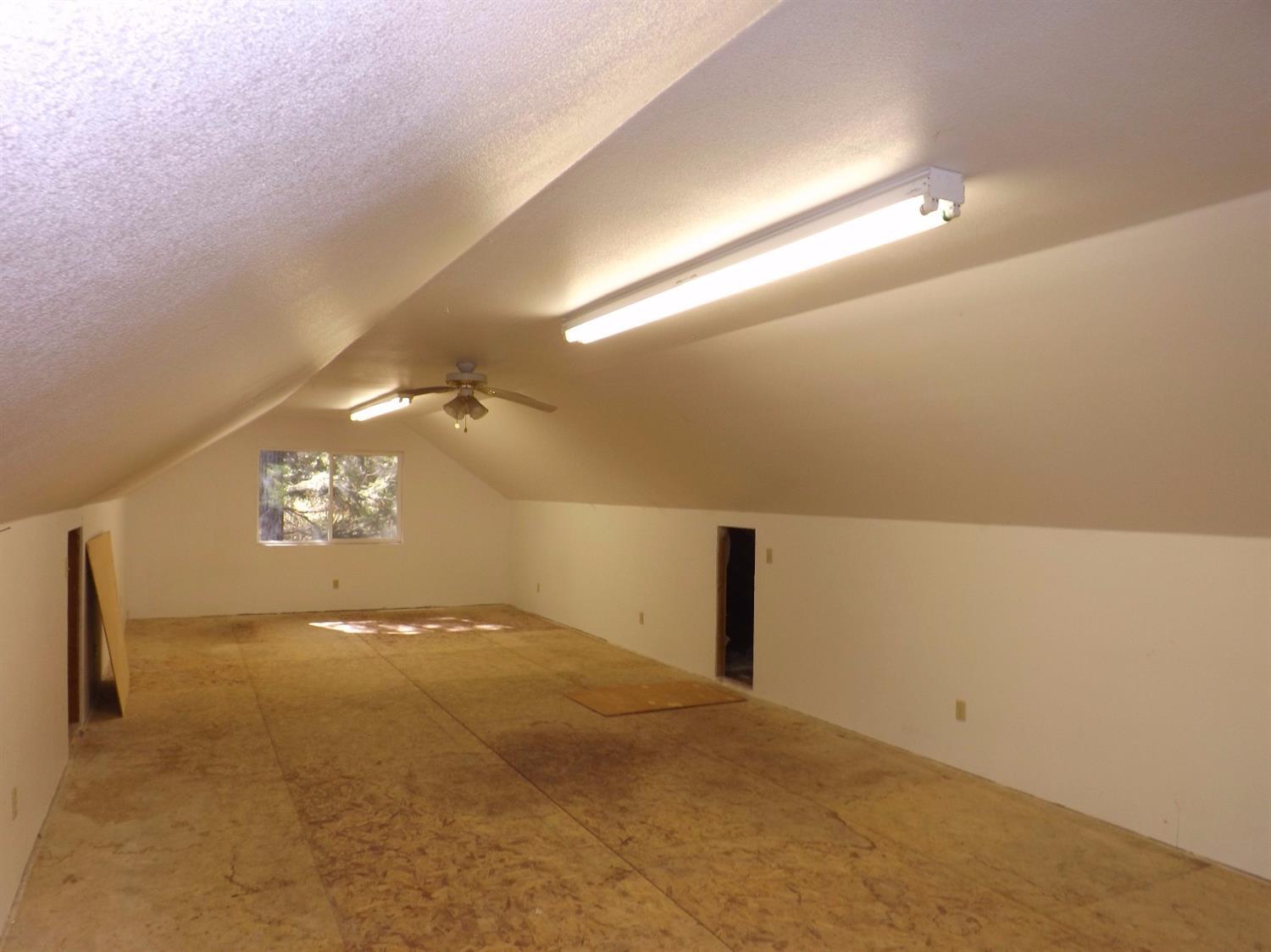 1846 Queens Branch Road Rogue River, OR 97537 - Photo 21 of 21 Loft Space above shop