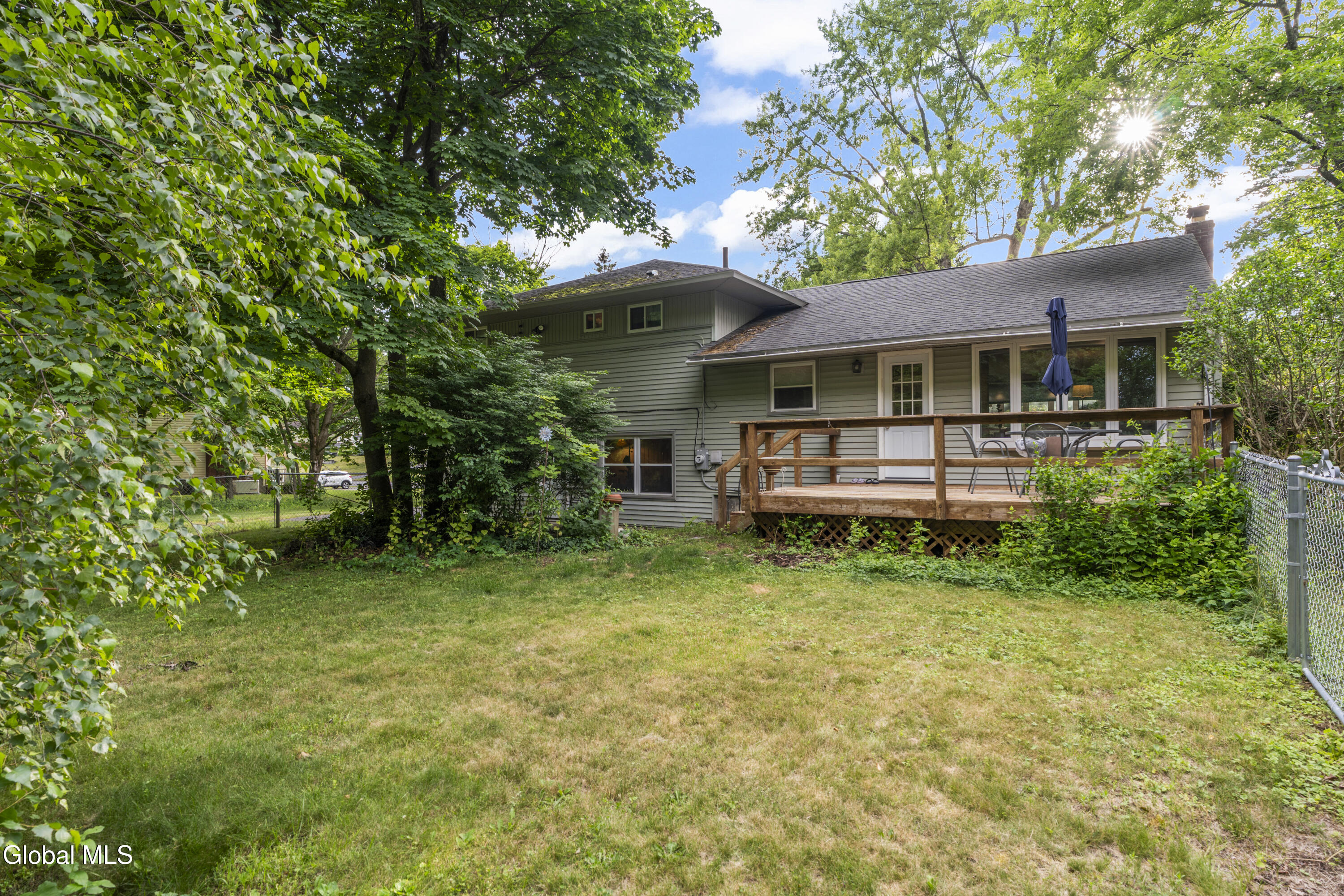 1278 Hawthorn Road Niskayuna, NY 12309 - Photo 28 of 33 23a