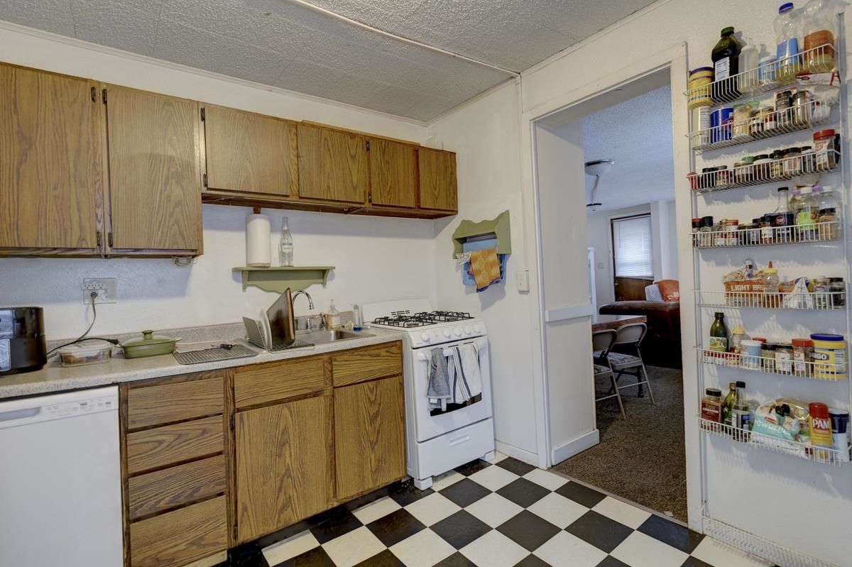 205 North Frances Street Madison, WI 53703 - Photo 16 of 40