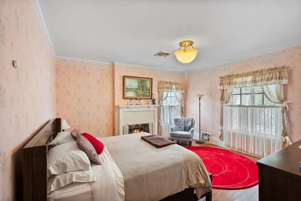 $436,000 | 500 East Myrtle Street, Independence, KS 67301