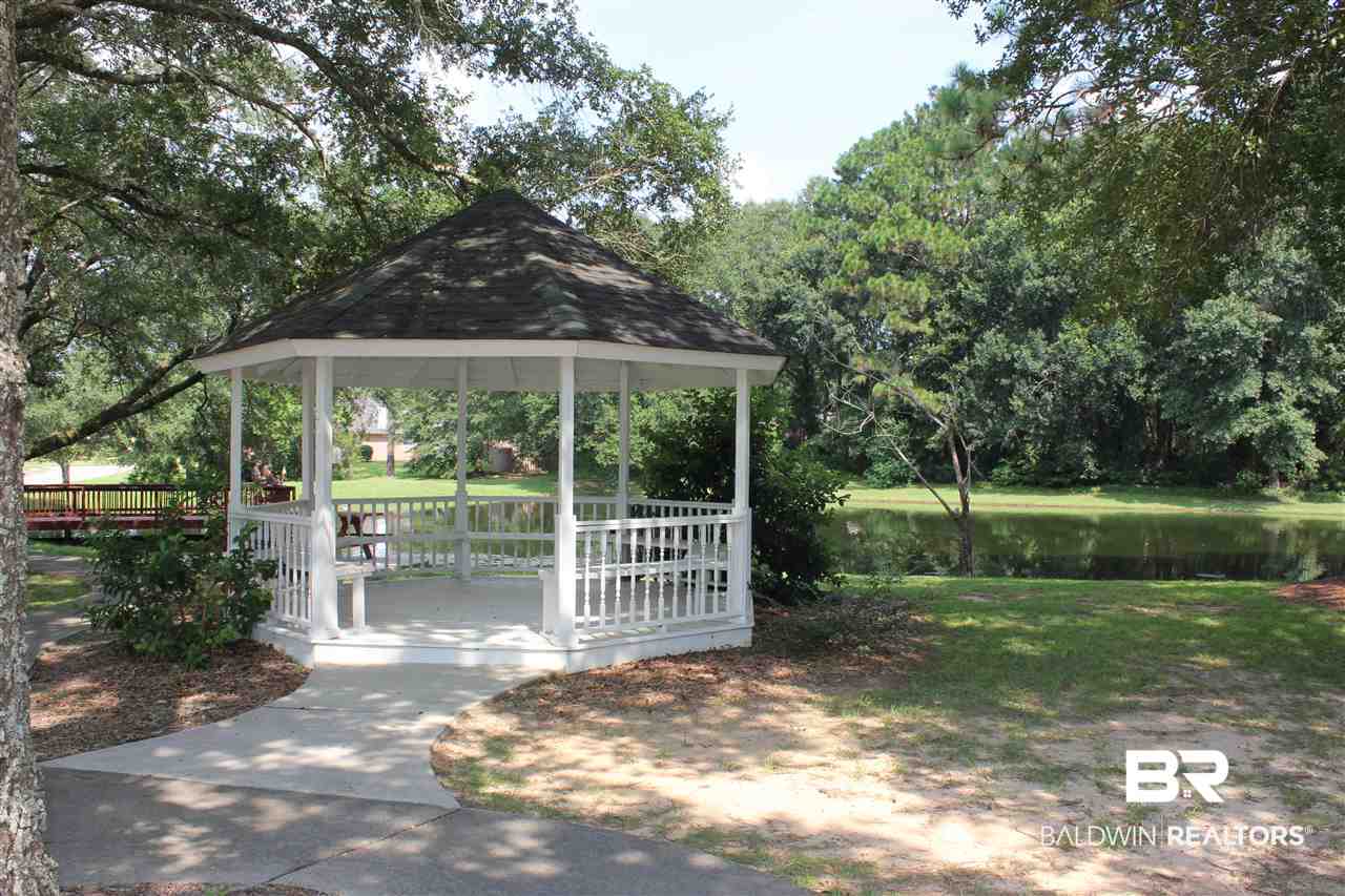 25407 Raynagua Boulevard Loxley, AL 36551 - Photo 7 of 20 Lakeland has a lovely common area across street