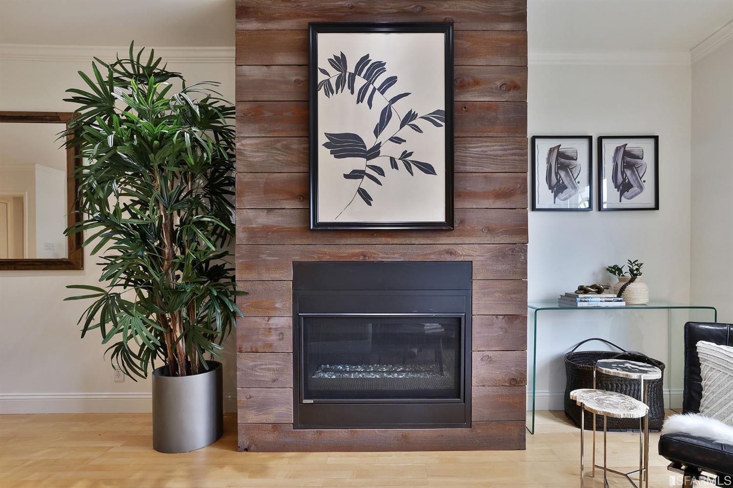 109 Glenview Drive San Francisco, CA 94131 - Photo 5 of 42