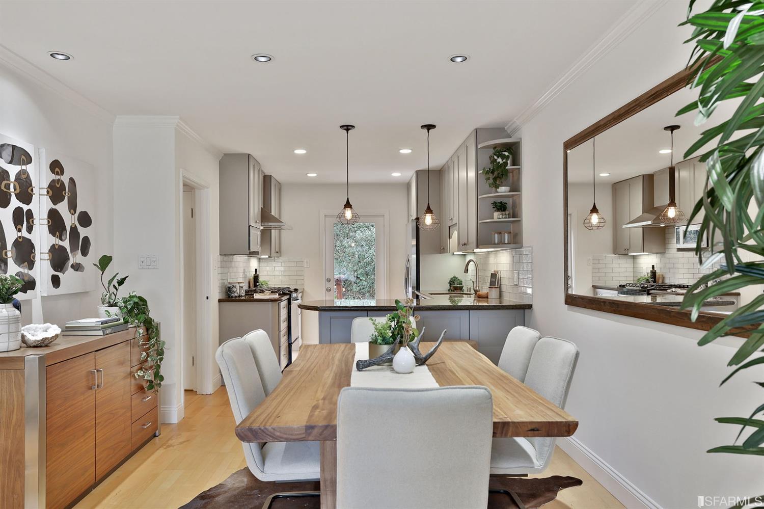 109 Glenview Drive San Francisco, CA 94131 - Photo 7 of 42