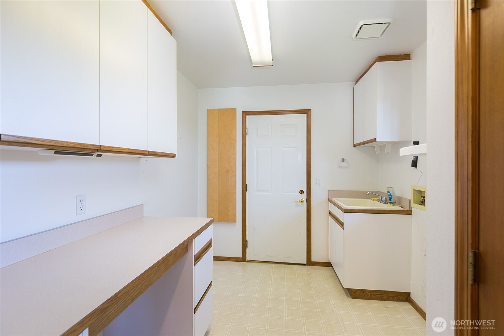 81 Bon Jon View Way Sequim, WA 98382 - Photo 34 of 38 a view of kitchen and utility room