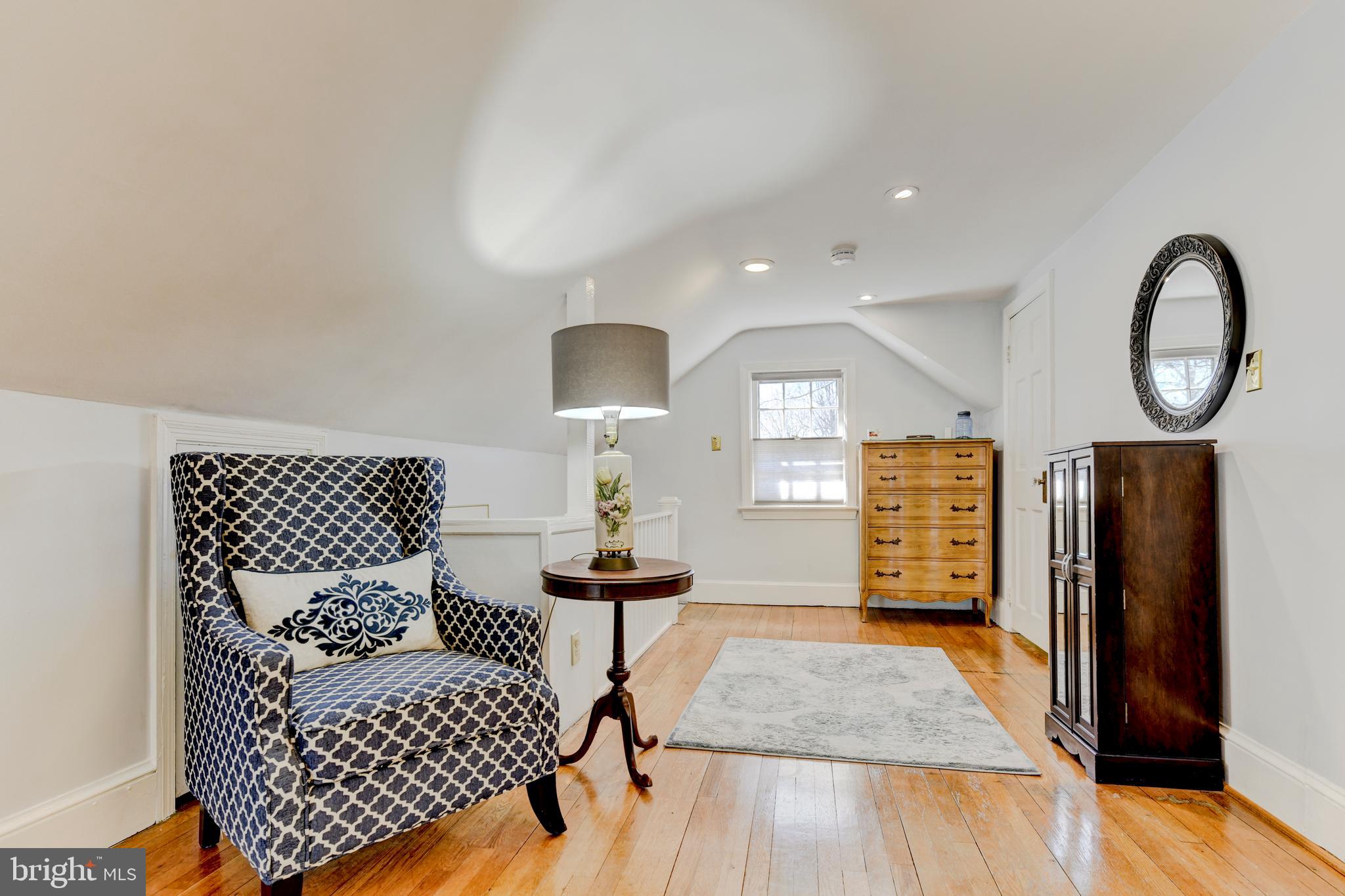 4545 South Chelsea Lane Bethesda, MD 20814 - Photo 15 of 32 Master bedroom